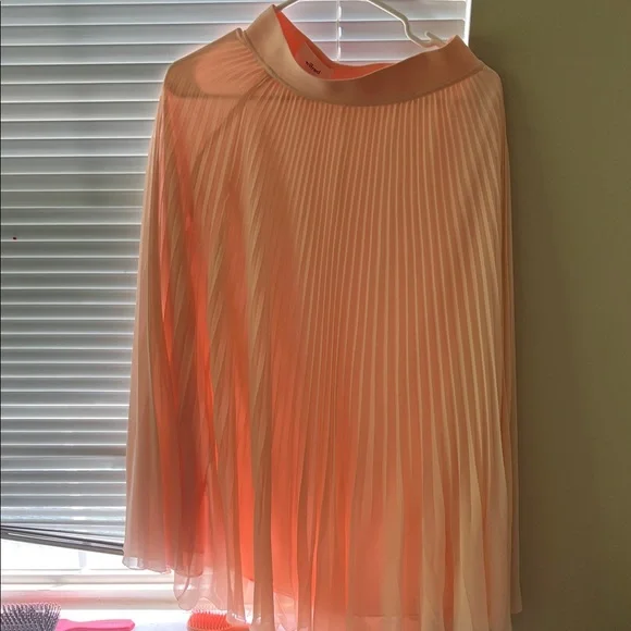 Aritiza Wilfred TWIRL SKIRT SOFT BLUSH PINK Size Small never woen no tag - Picture 3 of 4